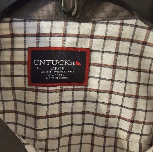 Untuckit Mens Long Sleeve Slim Fit Wrinkle Free Button Up Shirt Size L - Picture 3 of 5